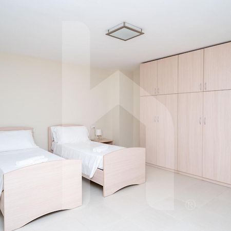 Homiday - Cerrano Park Resort Pineto Exterior photo